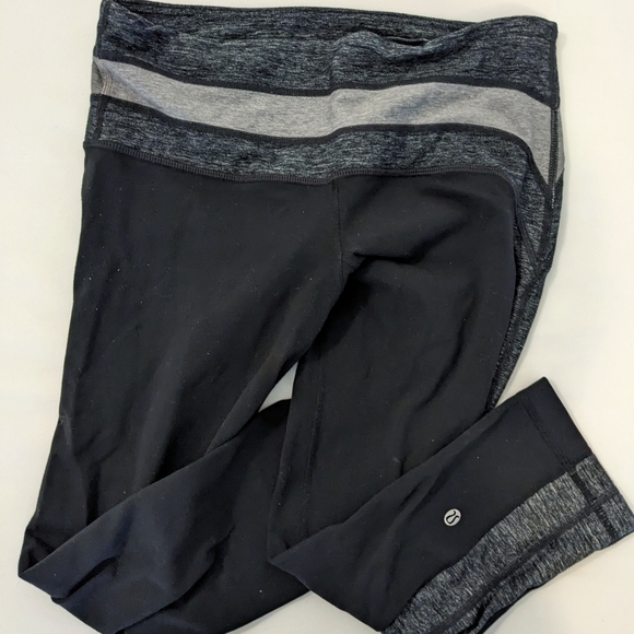 Lululemon 3/4 Leggings - Picture 2 of 3